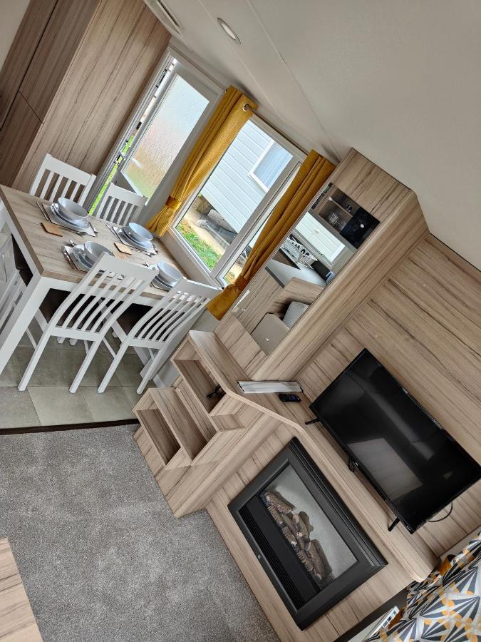 J6 Static Caravan, Fairway Holiday Park Сандаун Екстер'єр фото